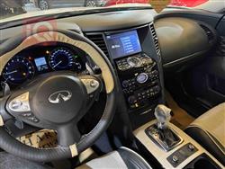 ئینفینیتی QX70